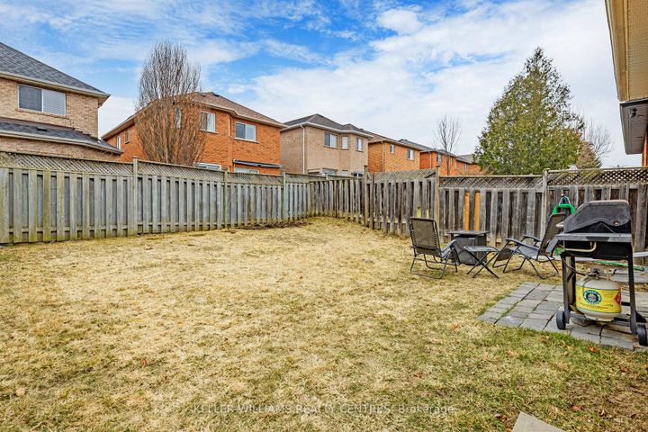 Photo 31 at 78 Clearmeadow Boulevard, Summerhill Estates, Newmarket