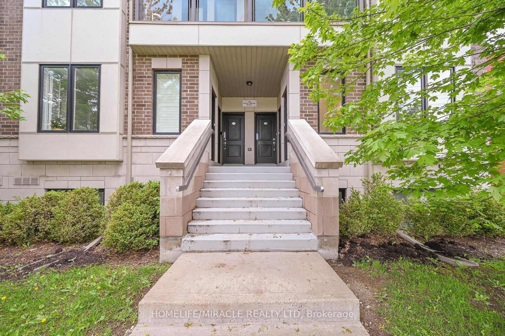 114 - 256 ROYAL YORK Road, Mimico, Toronto 