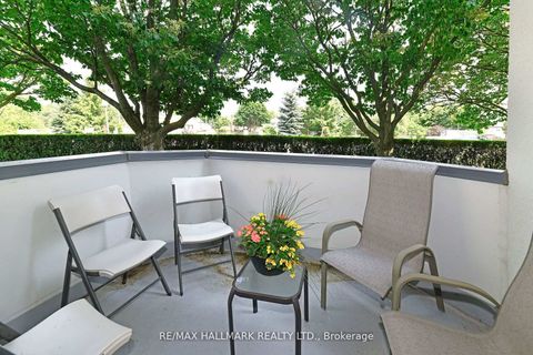 Photo 21 at 105 - 333 Clark Avenue, Yorkhill, Vaughan