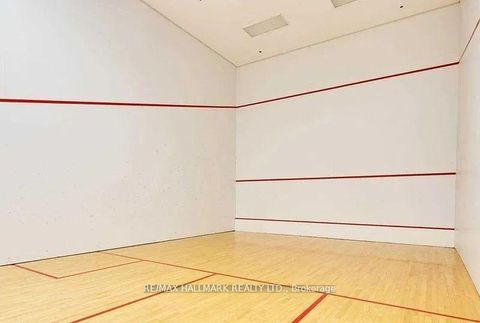 Photo 34 at 105 - 333 Clark Avenue, Yorkhill, Vaughan