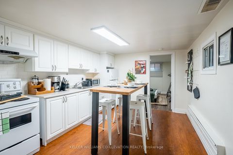 Photo 6 at 48 Massey Street, Niagara, Toronto
