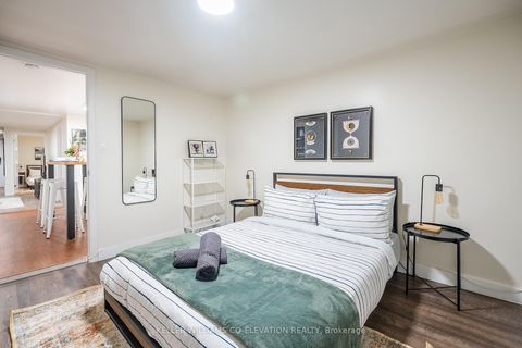 Photo 8 at 48 Massey Street, Niagara, Toronto