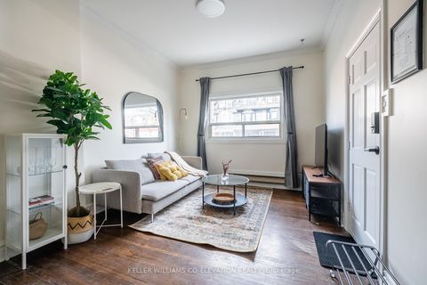 Photo 14 at 48 Massey Street, Niagara, Toronto