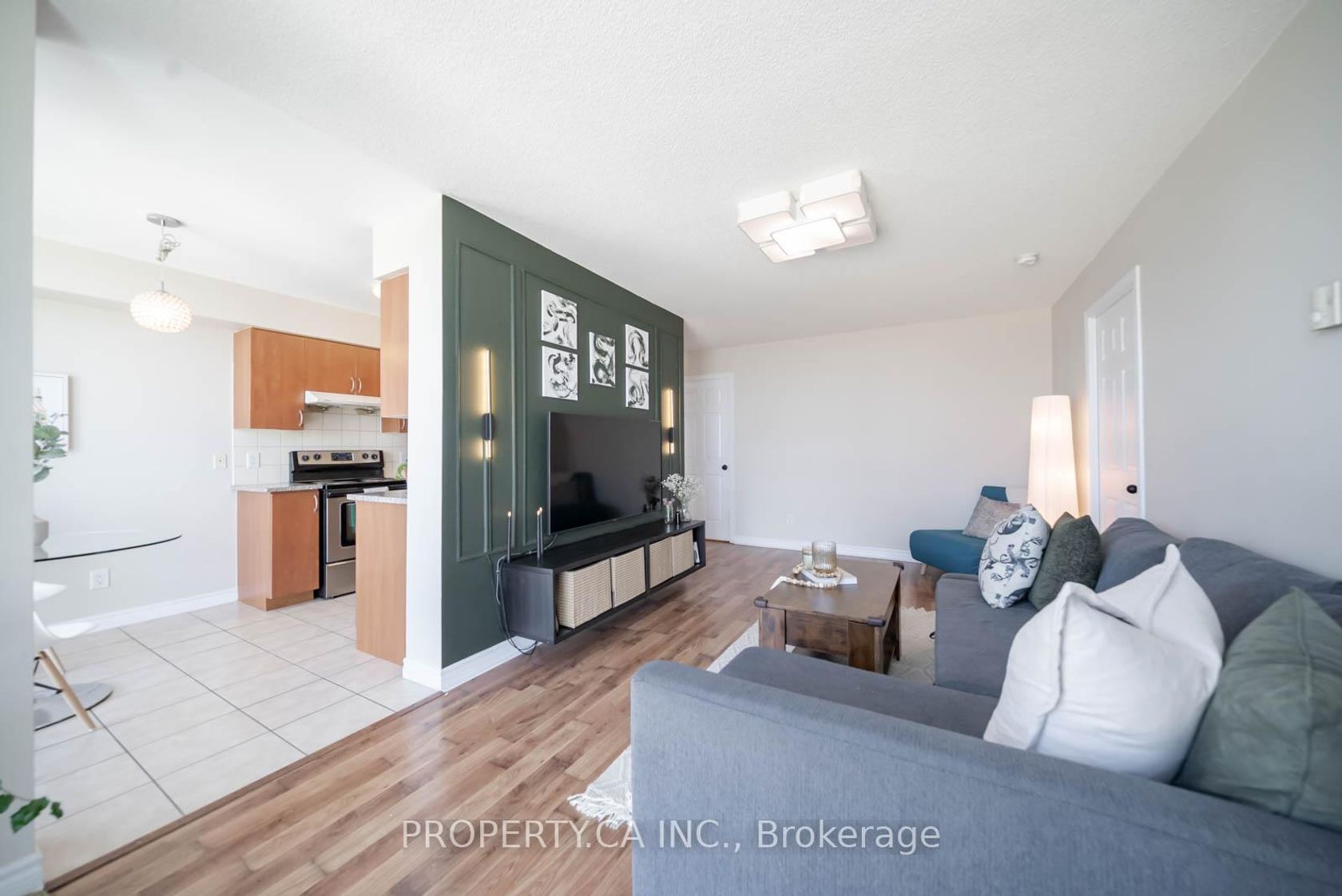 2003 - 88 Grangeway Avenue, Woburn, Toronto 
