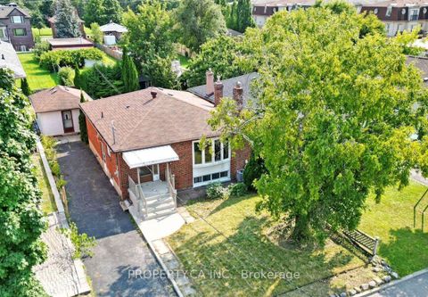 Photo 22 at 35 Farrell Avenue, Willowdale West, Toronto