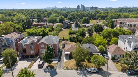 Photo 26 at 35 Farrell Avenue, Willowdale West, Toronto
