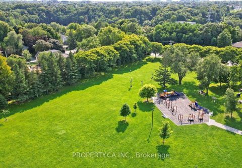 Photo 30 at 35 Farrell Avenue, Willowdale West, Toronto