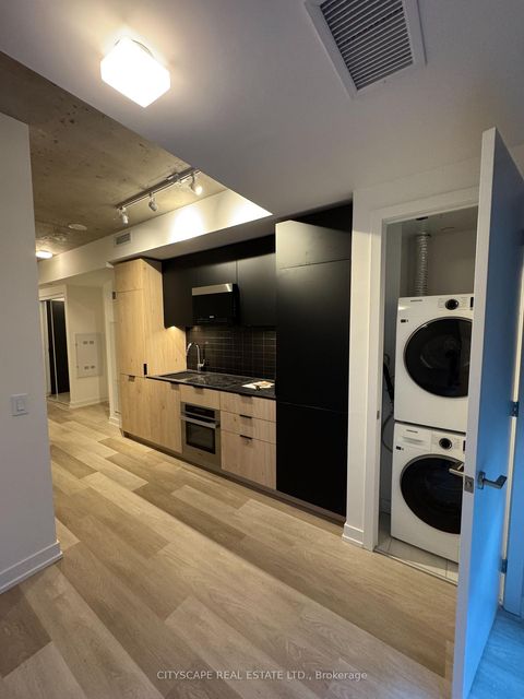 Photo 3 at 533 - 28 Eastern Avenue, Moss Park, Toronto