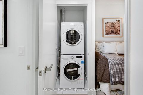 Photo 18 at 518 - 199 Richmond Street W, Waterfront Communities C1, Toronto