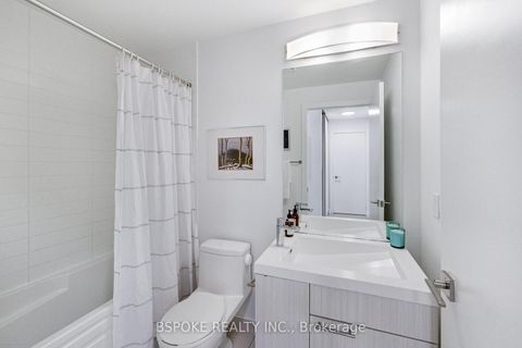 Photo 19 at 518 - 199 Richmond Street W, Waterfront Communities C1, Toronto