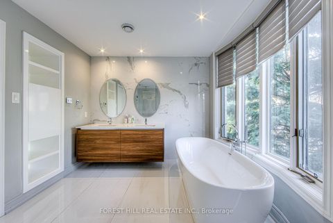 Photo 26 at 13 - 260 Russell Hill Road, Casa Loma, Toronto