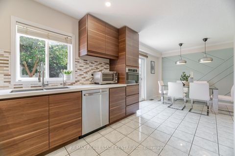 Photo 12 at 2021 Redstone Crescent, WM Westmount, Oakville
