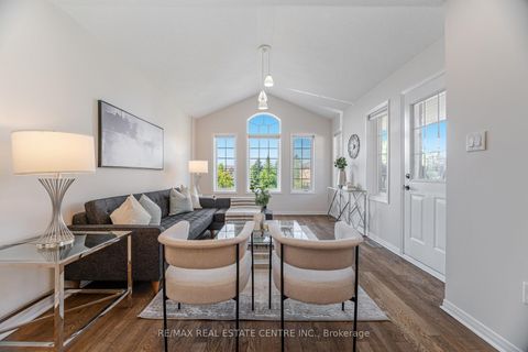 Photo 20 at 2021 Redstone Crescent, WM Westmount, Oakville