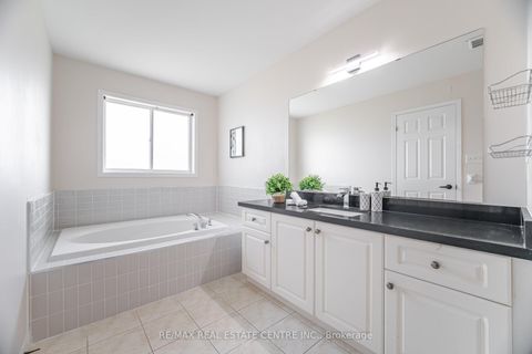 Photo 26 at 2021 Redstone Crescent, WM Westmount, Oakville