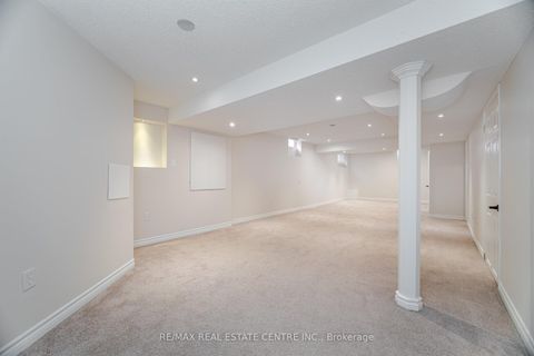 Photo 32 at 2021 Redstone Crescent, WM Westmount, Oakville