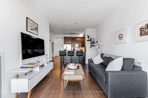 Photo 1 at 816 - 21 Grand Magazine Street, Waterfront Communities C1, Toronto