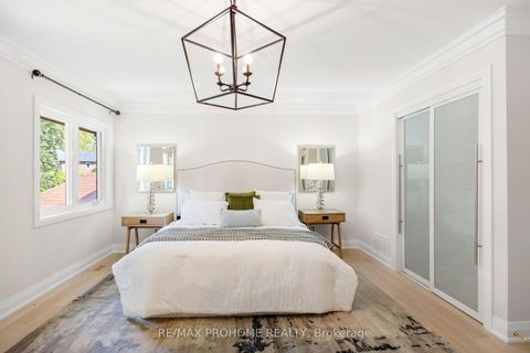 Photo 26 at 22 Fernside Court, Willowdale East, Toronto