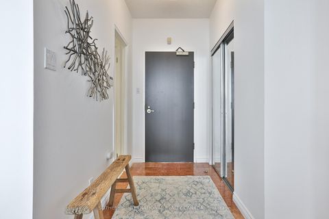 Photo 2 at 1003 - 7 Broadway Avenue, Mount Pleasant West, Toronto