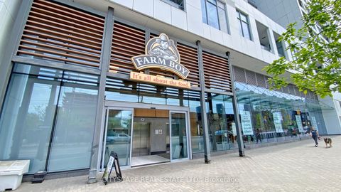 Photo 3 at 703W - 27 Bathurst Street, Waterfront Communities C1, Toronto
