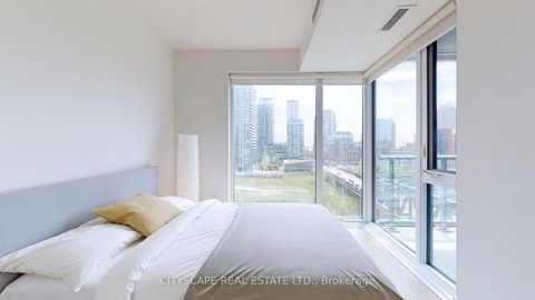 Photo 20 at 703W - 27 Bathurst Street, Waterfront Communities C1, Toronto