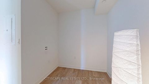 Photo 25 at 703W - 27 Bathurst Street, Waterfront Communities C1, Toronto