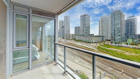 Photo 32 at 703W - 27 Bathurst Street, Waterfront Communities C1, Toronto