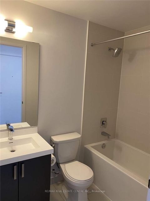 Photo 7 at 1515 - 7895 Jane Street, Concord, Vaughan