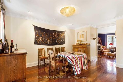 Photo 5 at 499 Palmerston Boulevard, Little Italy, Toronto