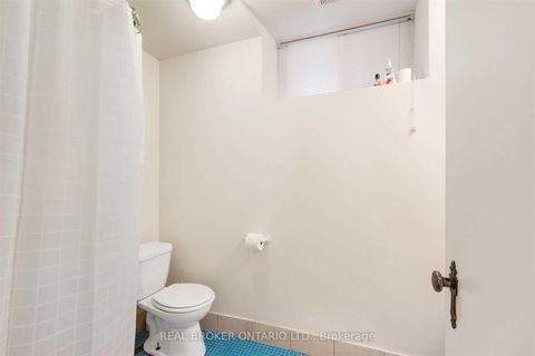 Photo 22 at 499 Palmerston Boulevard, Little Italy, Toronto