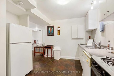 Photo 26 at 499 Palmerston Boulevard, Little Italy, Toronto