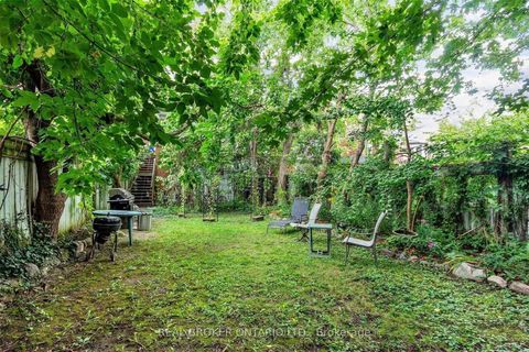 Photo 30 at 499 Palmerston Boulevard, Little Italy, Toronto