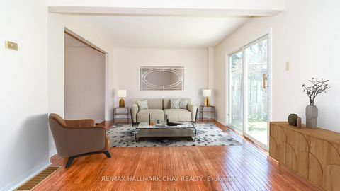 Photo 6 at 82 Melinda Crescent, Allandale, Barrie