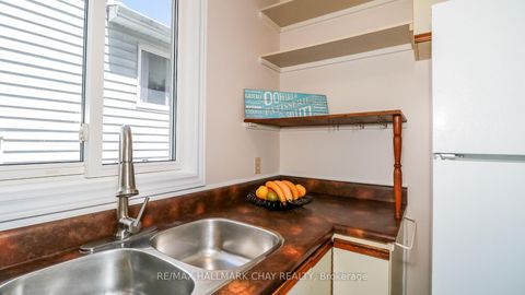 Photo 16 at 82 Melinda Crescent, Allandale, Barrie