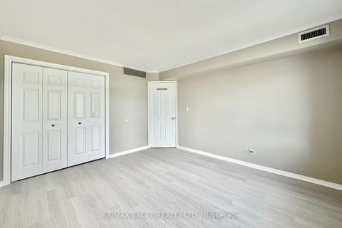 Photo 20 at 312 - 38 Hollywood Avenue, Willowdale East, Toronto