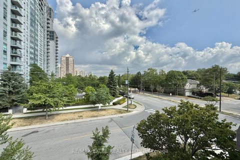 Photo 27 at 312 - 38 Hollywood Avenue, Willowdale East, Toronto