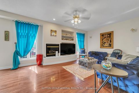 Photo 7 at 70 Blackforest Drive, Oak Ridges, Richmond Hill
