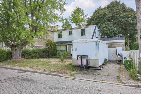 Photo 1 at 159 Alfred Avenue, Willowdale East, Toronto