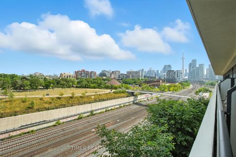 Photo 2 at 413 - 50 Ordnance Street, Niagara, Toronto