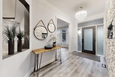 Photo 2 at 556 Bridgeview Road, GO Glenorchy, Oakville