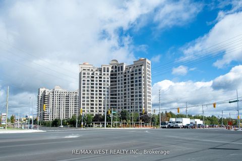 Photo 1 at 916 - 9225 Jane Street, Maple, Vaughan