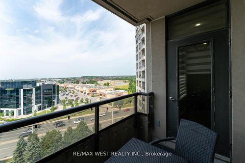 Photo 21 at 916 - 9225 Jane Street, Maple, Vaughan
