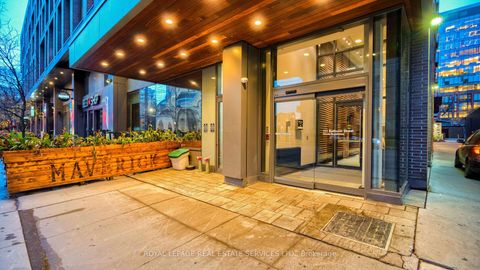 Photo 2 at 1301 - 111 Bathurst Street, Waterfront Communities C1, Toronto
