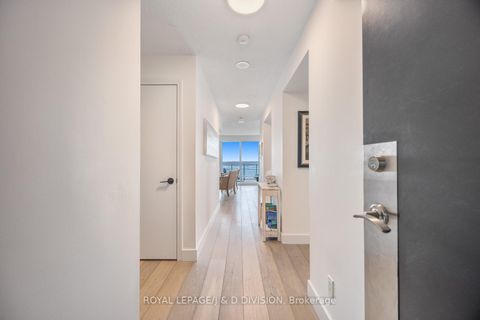Photo 3 at 1203 - 410 Queens Quay W, Waterfront Communities C1, Toronto