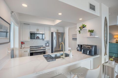 Photo 9 at 1203 - 410 Queens Quay W, Waterfront Communities C1, Toronto