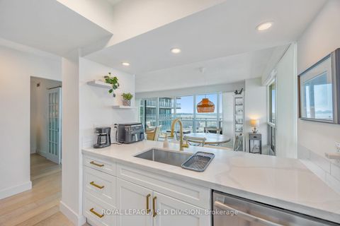 Photo 10 at 1203 - 410 Queens Quay W, Waterfront Communities C1, Toronto
