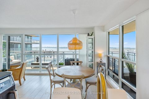 Photo 11 at 1203 - 410 Queens Quay W, Waterfront Communities C1, Toronto