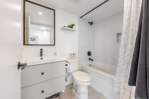 Photo 26 at 1203 - 410 Queens Quay W, Waterfront Communities C1, Toronto
