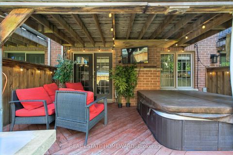 Photo 31 at 4 Isaac Devins Avenue, East Woodbridge, Vaughan