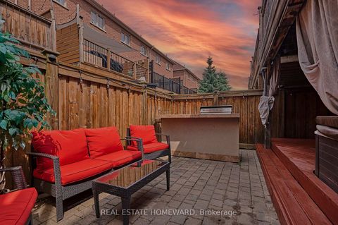 Photo 33 at 4 Isaac Devins Avenue, East Woodbridge, Vaughan