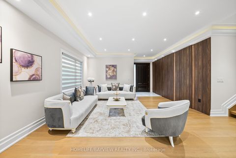 Photo 6 at 35 HARDING Boulevard, Harding, Richmond Hill